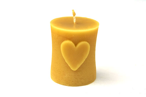 Beeswax Candle with Heart 120g